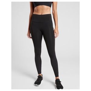 Athleta Ultimate Stash Pocket Tight // Black #981892